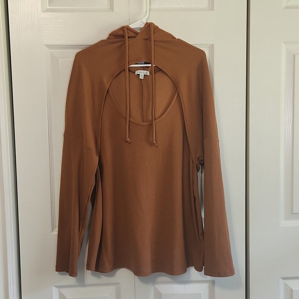 White Birch Women's‎ Clay Long Sleeve Hooded Top Shirt Size 1X Keyhole Front